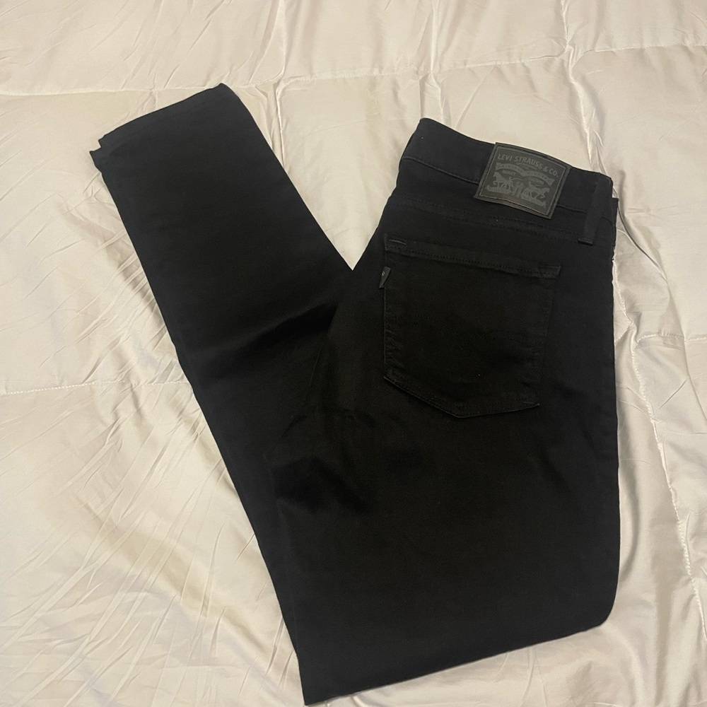 Women’s Levi’s Skinny Black Jeans